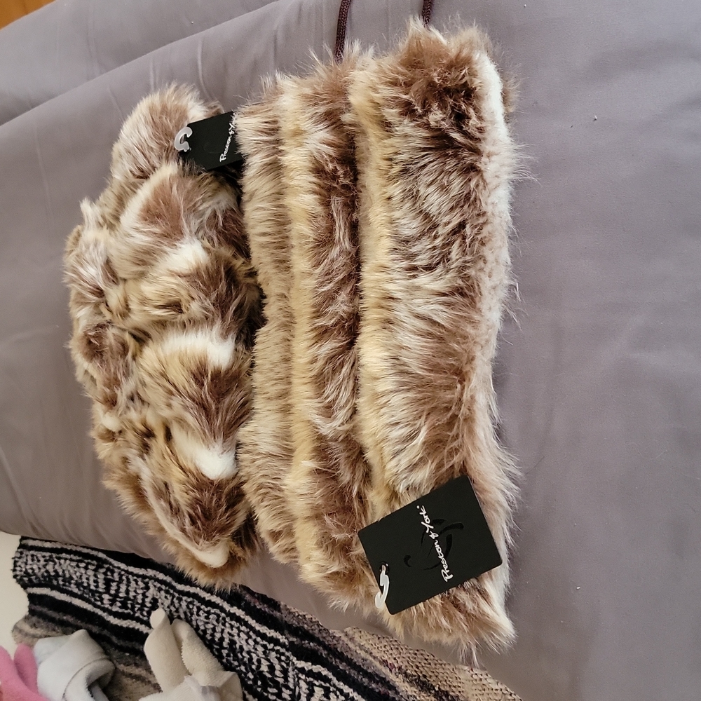 NWT Preston & York Faux Fur Winter Hat and Muff Set